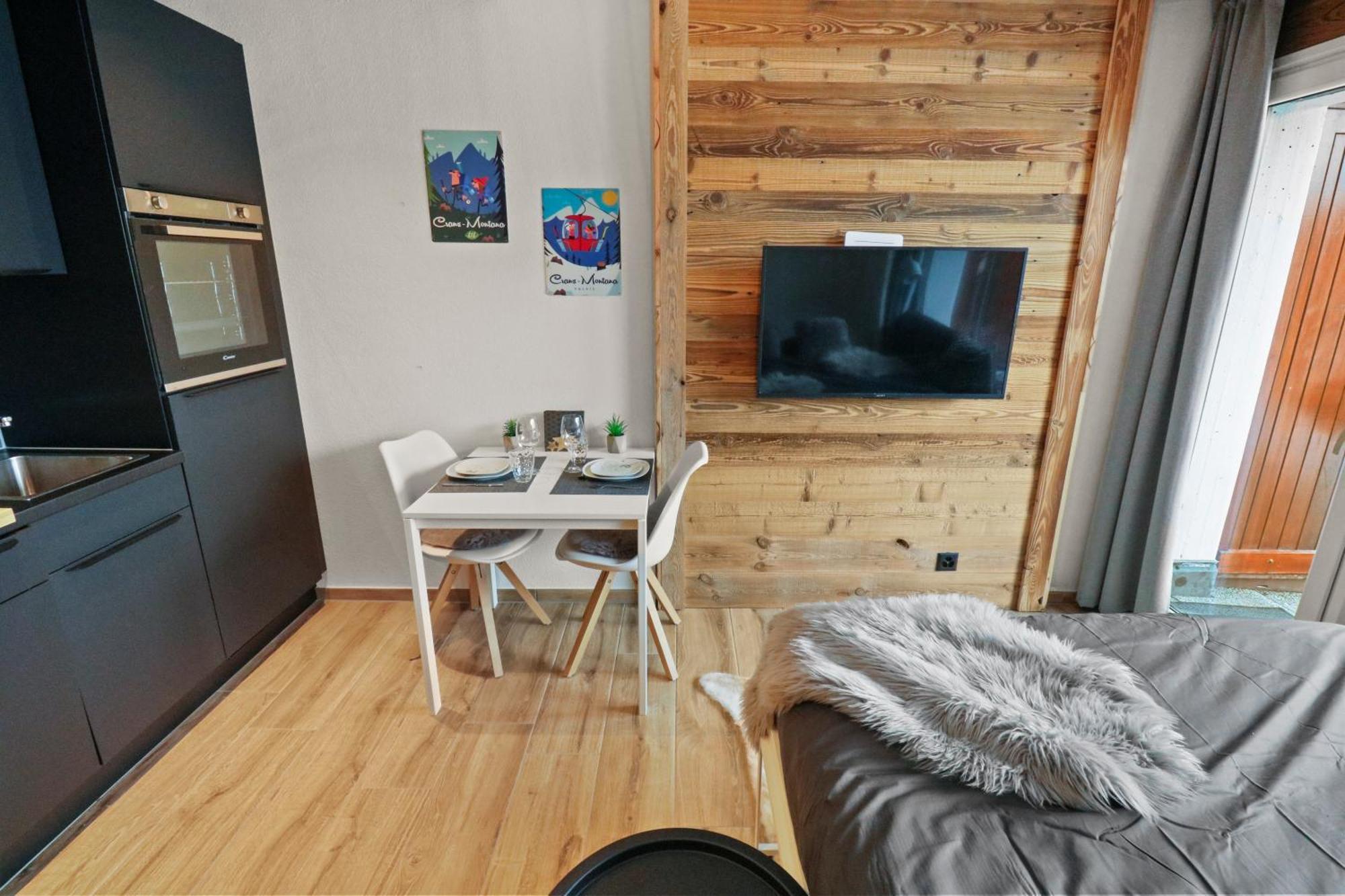 Joli Studio Avec Parking Gratuit 크란스몬타나 외부 사진
